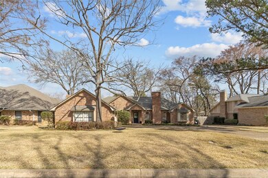 6106 Stoneleigh Dr, Tyler, TX 75703 - photo 2