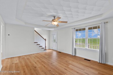 1431 Stringer Ln, Mount Washington, KY 40047 - photo 5