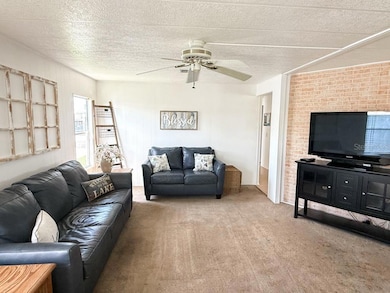 Large family room off kitchen