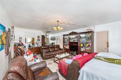 7712 Byron Ave unit 4, Miami Beach, FL 33141 - photo 5