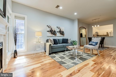 4656 Lambert Dr, Alexandria, VA 22311 - photo 5