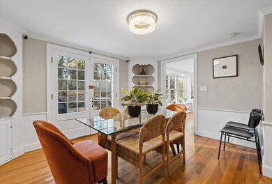 146 Arnold Rd, Newton Center, MA 02459 - photo 4