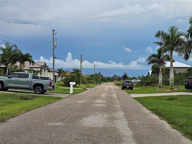 8357 Tecumseh Cir, South Gulf Cove, FL 33981 - photo 4