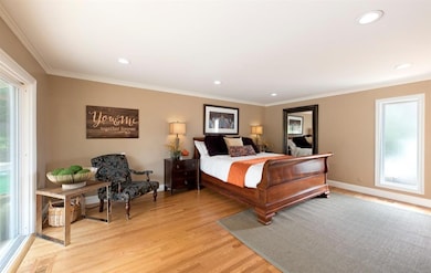 1081 Sierra Dr, Menlo Park, CA 94025 - photo 7