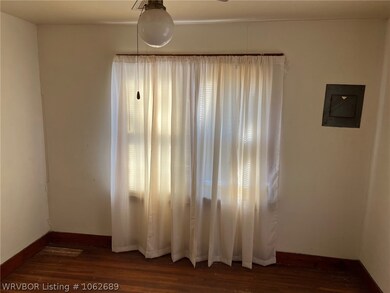 2550 N Wheeler Ave, Sallisaw, OK 74955 - photo 5