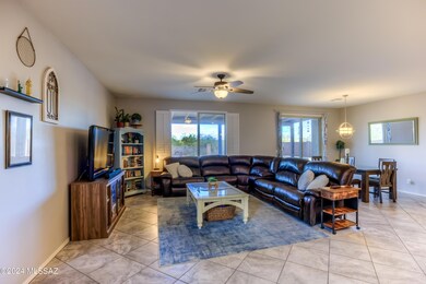 15 Living Room photo a