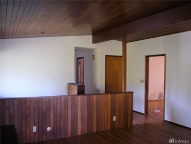 3880 W Mercer Way, Mercer Island, WA 98040 - photo 7