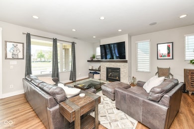 1512 Evenstar Blvd, Carmel, IN 46280 - photo 6