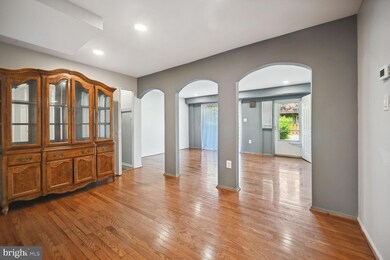 2330 Sun Valley Cir, Silver Spring, MD 20906 - photo 3