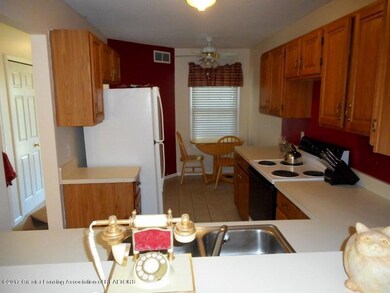 4. Kitchenb