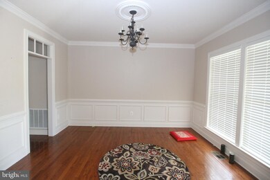 402 Bamberg Way, Upper Marlboro, MD 20774 - photo 3