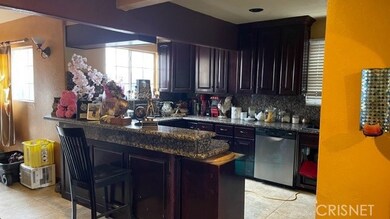 226 N Meyer St, San Fernando, CA 91340 - photo 5