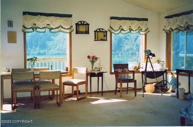 -Living Room