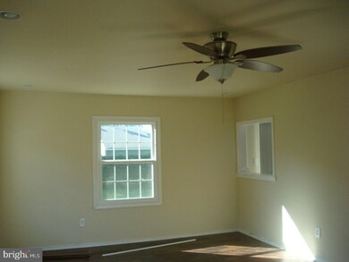 33 Pebble Ln, Willingboro, NJ 08046 - photo 4