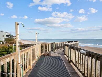 Beach Access with Showers