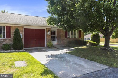 900 W Irvin Ave, Hagerstown, MD 21742 - photo 2