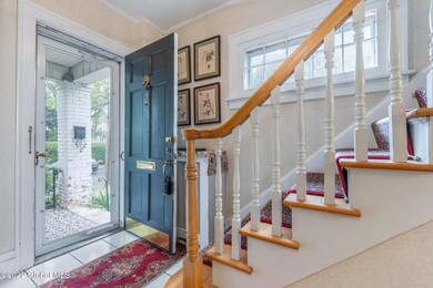 2 Freeman Rd Albany NY mls-1