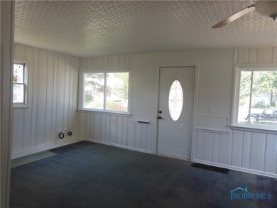 2958 113th St, Toledo, OH 43611 - photo 6