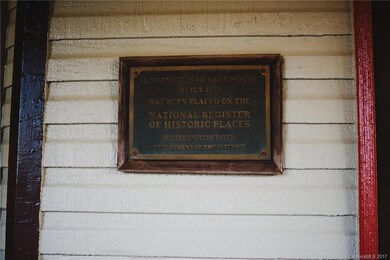 221 Walnut St, Statesville, NC 28677 - photo 2