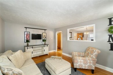 6 Sachem St, Pawtucket, RI 02861 - photo 4