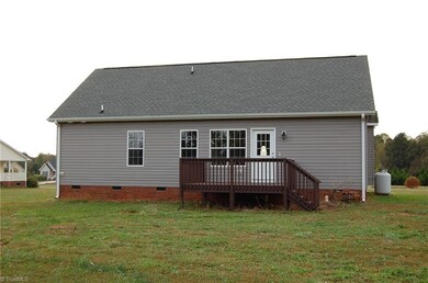 503 Honeysuckle Ridge, Asheboro, NC 27205 - photo 4