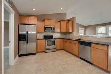 3232_Ashby_Lane-03