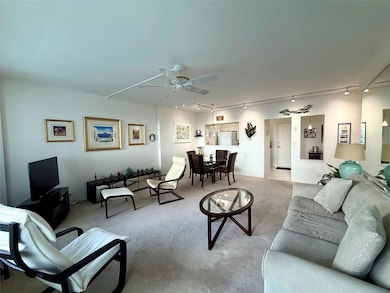 Coral Ridge Towers unit 1120, Fort Lauderdale, FL 33308 - photo 4