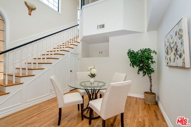 5247 Calderon Rd, Woodland Hills, CA 91364 - photo 7