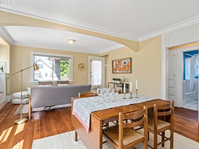 Living Room/Dining Room