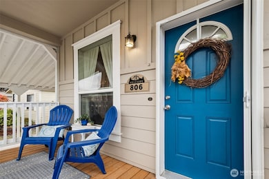 806 Pine Dr, Enumclaw, WA 98022 - photo 3