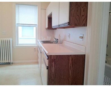 25 Ericsson St unit 2, Cambridge, MA 02138 - photo 6