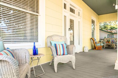 843 Cross St, New Braunfels, TX 78130 - photo 5