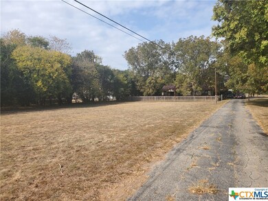 2105 River Rd unit B, San Marcos, TX 78666 - photo 2