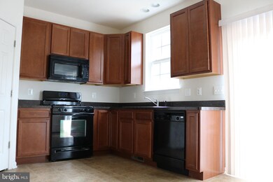 46365 Shining Willow Ln unit C, Lexington Park, MD 20653 - photo 3