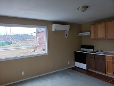 211 W 2nd St, Libby, MT 59923 - photo 4