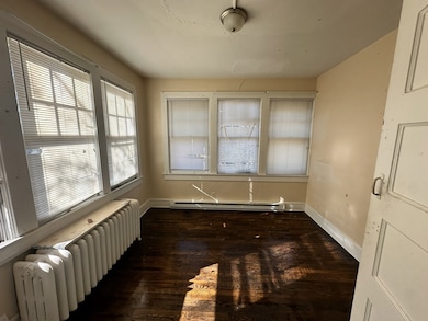 2019 Fulton St, Bluefield, WV 24701 - photo 4