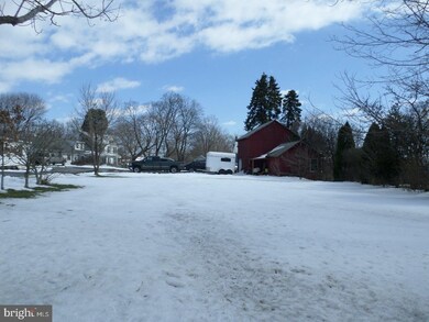 215 Lancaster Ave, Terre Hill, PA 17581 - photo 5