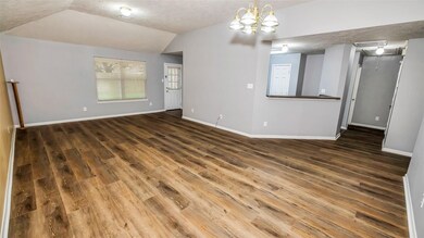 32207 Decker Oaks Dr, Pinehurst, TX 77362 - photo 6