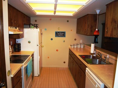 Delys-Kitchen