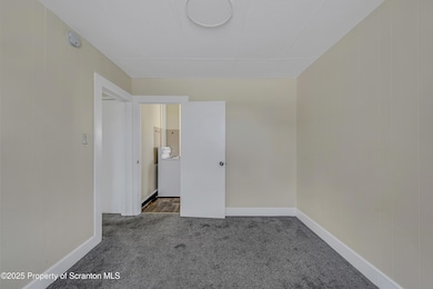 864 S Main St unit 2, Old Forge, PA 18518 - photo 7