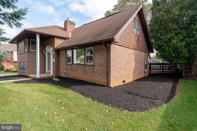 2408 Van Reed Rd, Reading, PA 19609 - photo 2