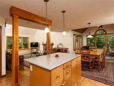 Kitchen. Kitchen Island