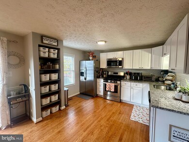 2409 Warm Spring Way, Odenton, MD 21113 - photo 5