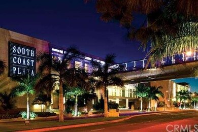 Walking Distance to South Coast Plaza