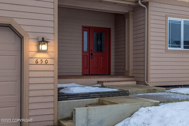 002_2023.11.27 . 650 N Sandbar Cir