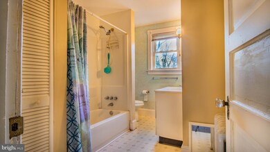 16 Orchard St W, Hammonton, NJ 08037 - photo 6
