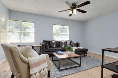 1919 Burkholder Cir E, Jacksonville, FL 32216 - photo 5