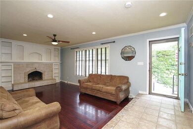 Updated lighted, upgraded window blinds