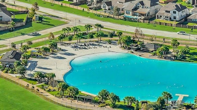 Get ready to embrace the lagoon life! Balmoral is