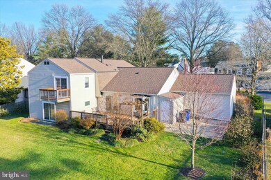 11205 Freas Dr, North Potomac, MD 20878 - photo 7